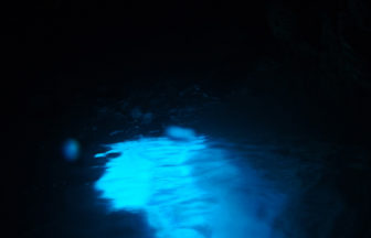 青の洞窟もエアードームのひとつです。