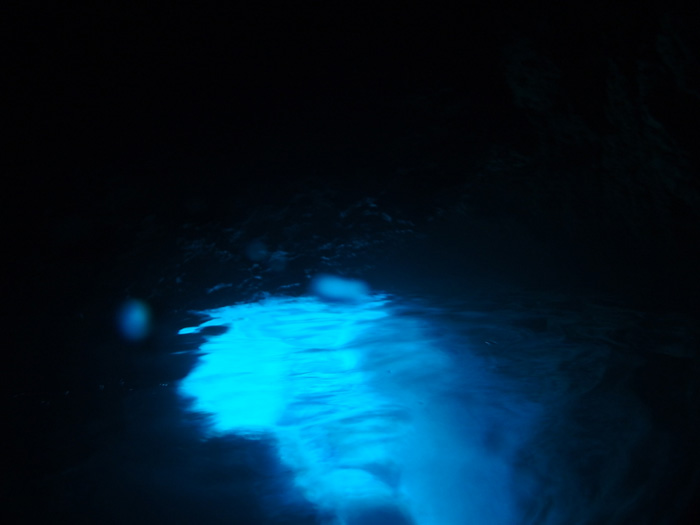 青の洞窟もエアードームのひとつです。